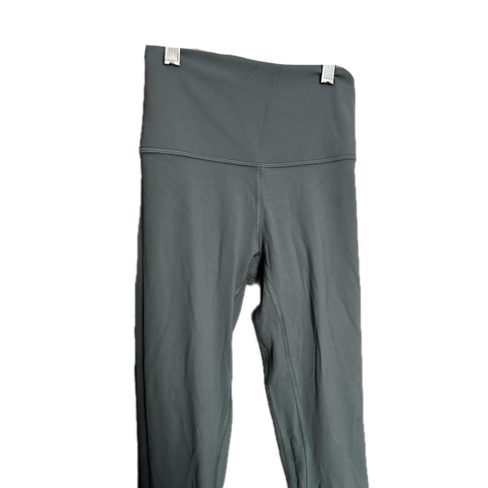 blue lululemon leggings!